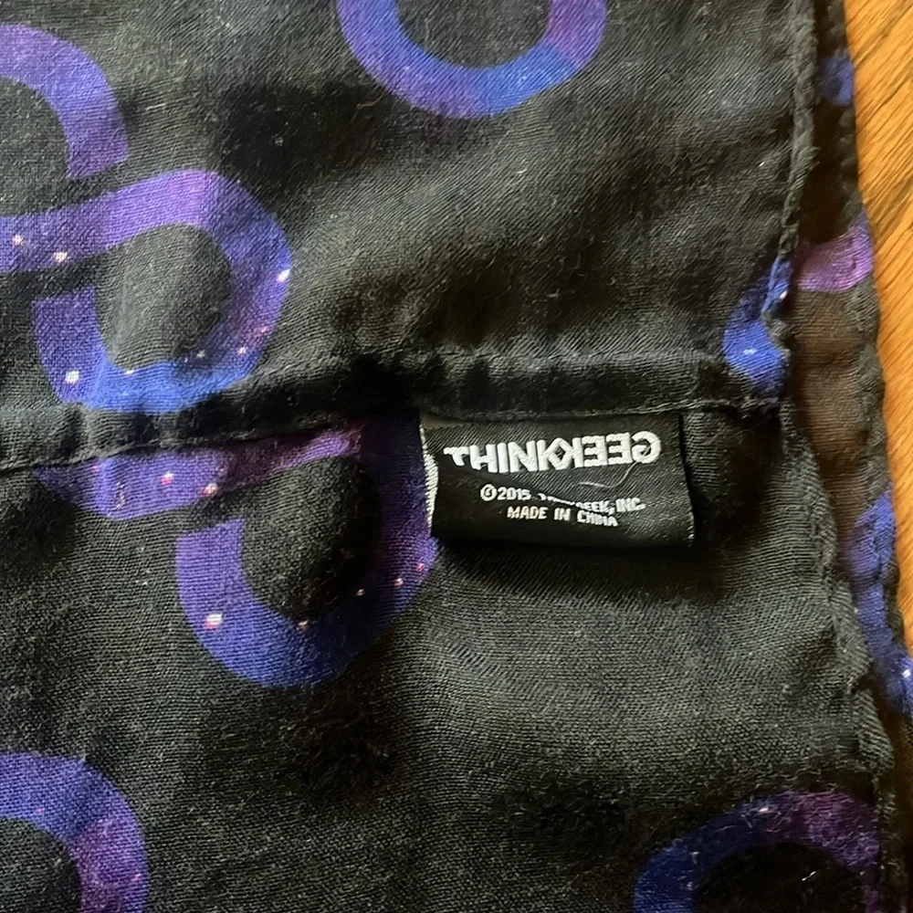 ThinkGeek Infinity Black and Purple Scarf